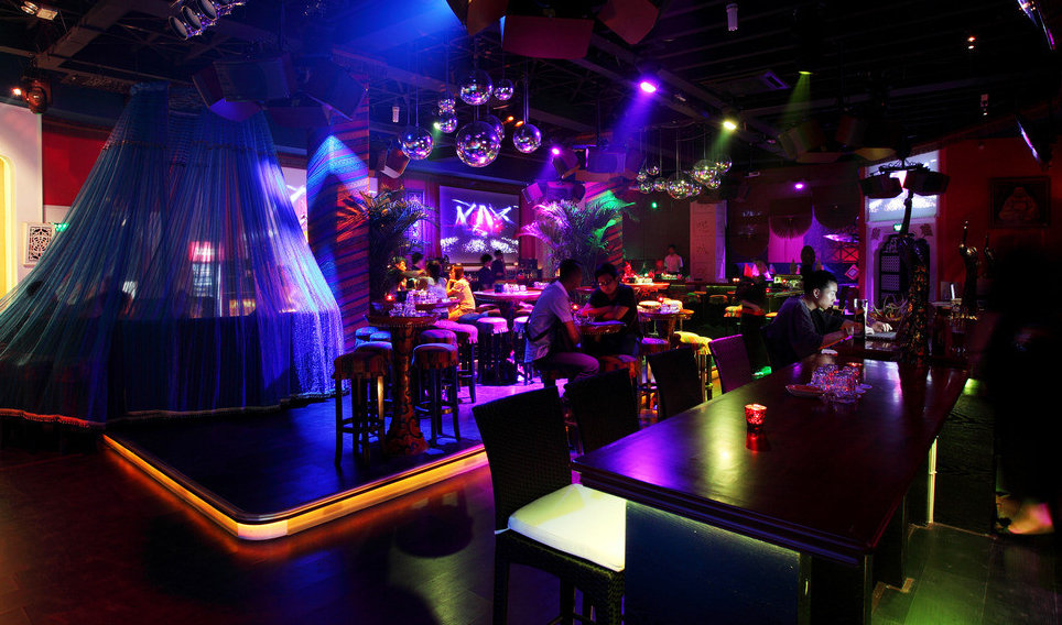 夜店KTV：音效震撼、私人订制服务，开启无极限夜晚(图3)