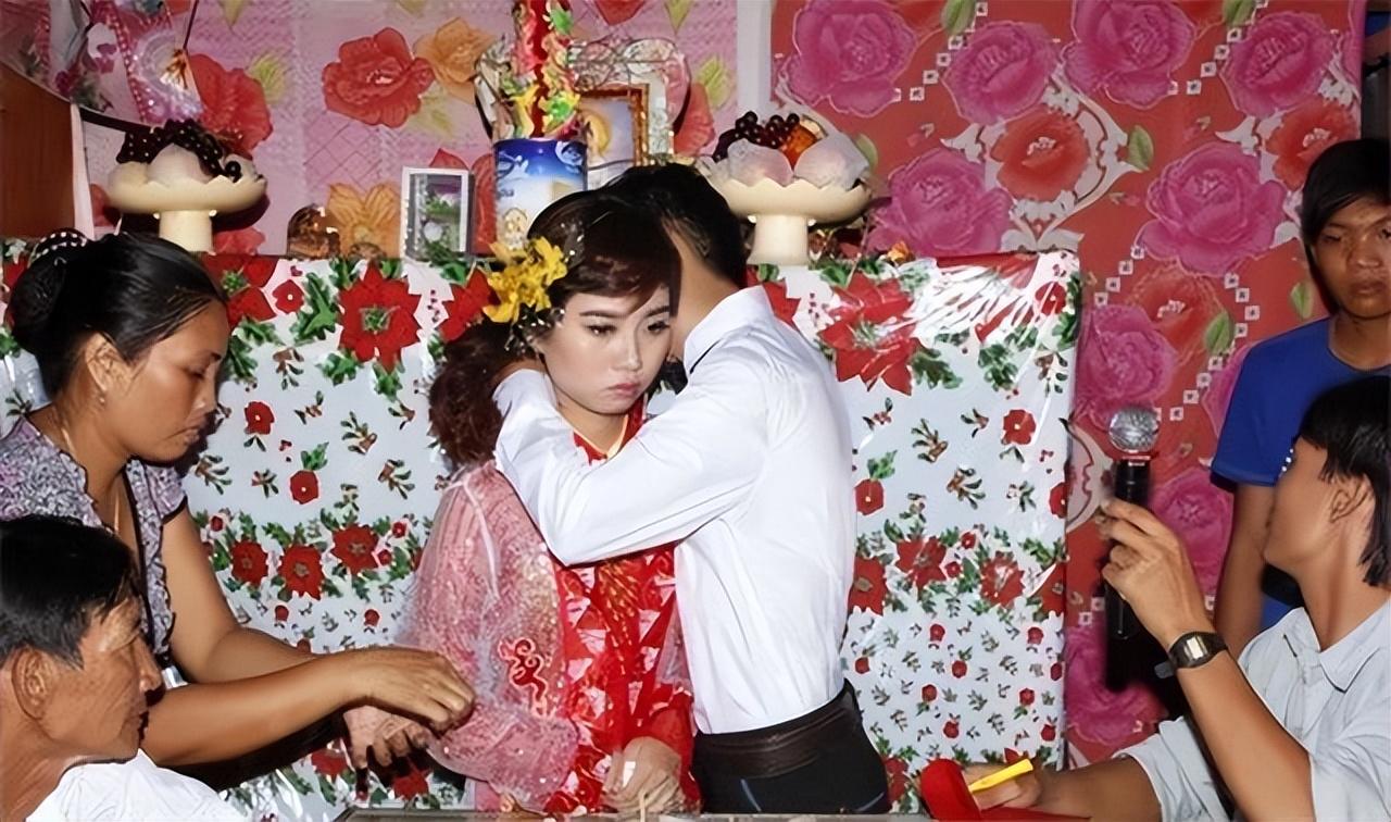 纪实:明目张胆倒卖越南新娘!20万元把处女娶回家,跑了还包赔?