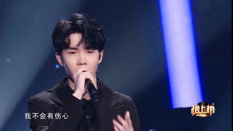 繁星互娱歌手张逸辰亮相央视舞台,倾情献唱浪漫情歌沁人心脾
