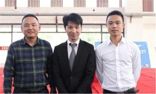 "记忆大师"郑才千:19岁靠赌赢数百万,逢赌必胜被赌场拉黑名单