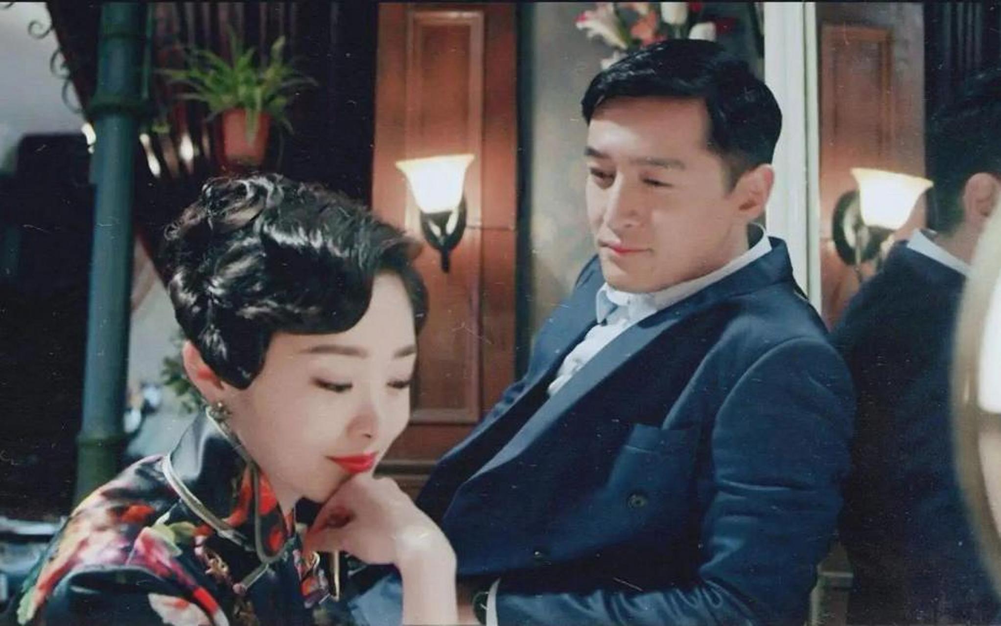 2014年,导演在拍摄《伪装者》时,宋轶因为无法胜任"于曼丽"这个角色而