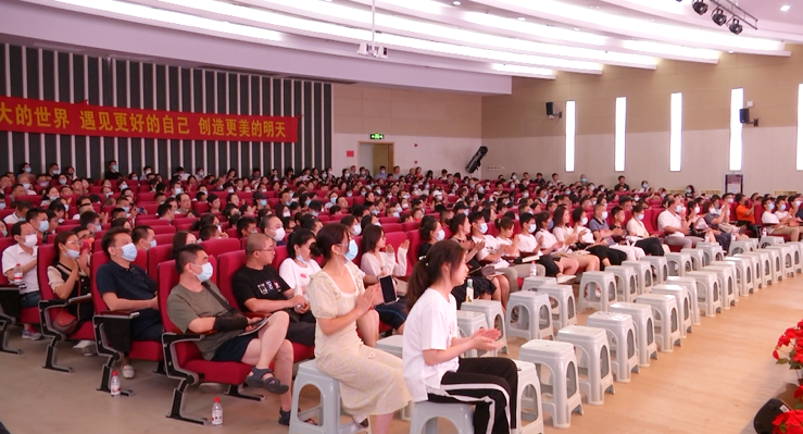 南京市建鄴高級中學:面對面交流,這所高中的中招諮詢會來啦!