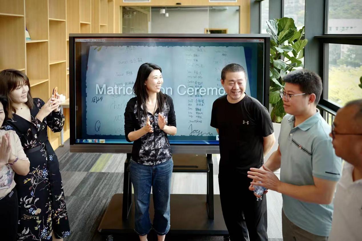 深圳梅沙雙語學(xué)校怎么樣?閱讀融入表演之中(圖7) 深圳梅沙雙語學(xué)校怎么樣?閱讀融入表演之中(圖7)