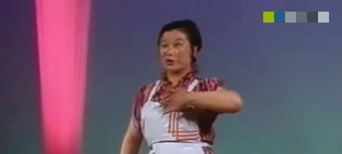 二人转皇后李静,放弃当红事业照顾瘫痪丈夫,凭大辣椒再次爆红