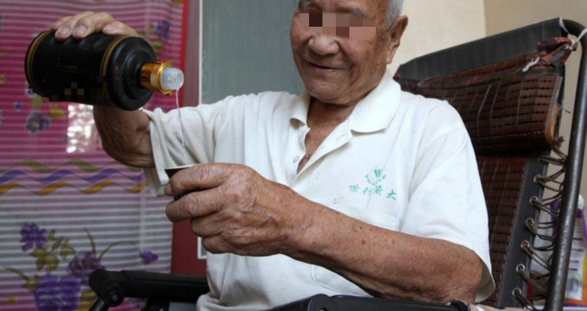 山东5旬"酒鬼"老大爷,自购设备酿酒,3天后浑身难受,咋回事