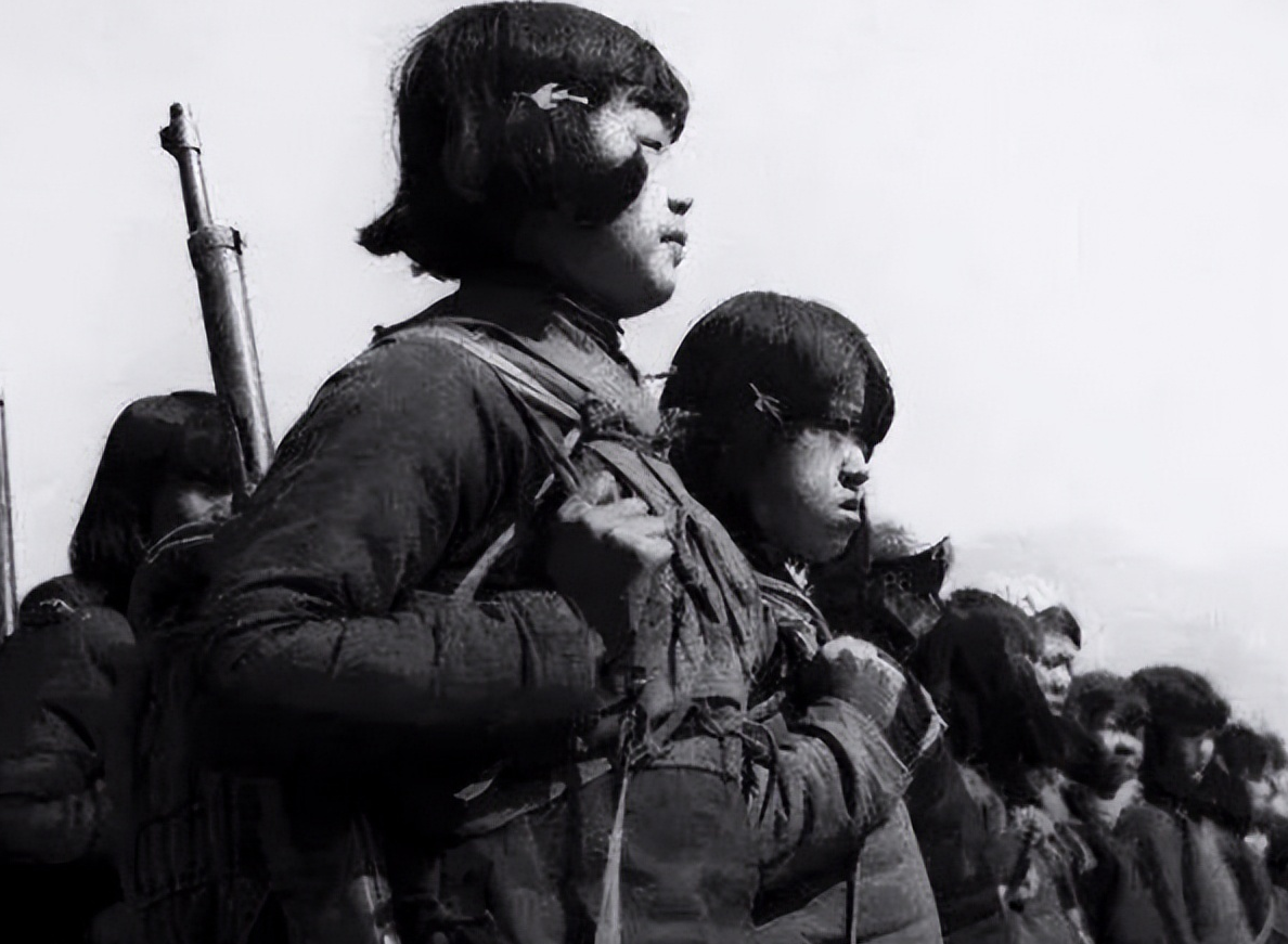 抗日女英雄刘杰英:用热水烫死鬼子,被日军活埋一天后,奇迹复活