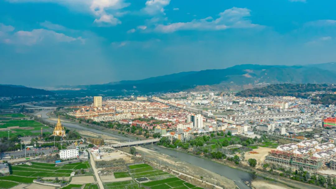 脱贫攻坚 | 梁河:"小基金"解决群众"大问题"