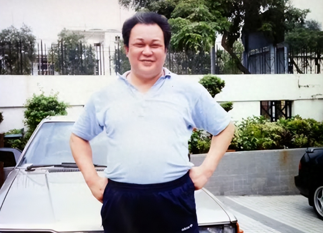 回顾演员金超群:18岁入行42岁爆红,66岁患脑瘤,如今过得怎样?