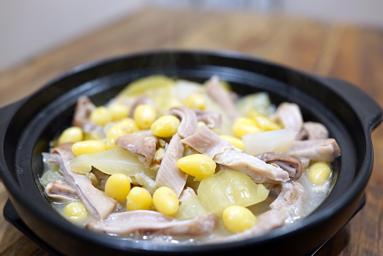 老话讲:"一个猪肚十副药",什么意思?吃猪肚,能获得哪些好处