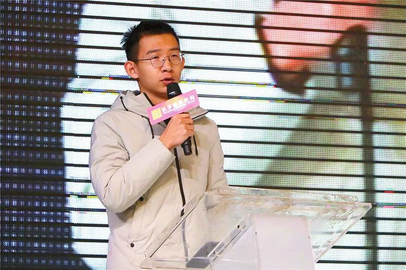 刘嘉森:从衡水中学568名逆袭成为文科状元,方法比努力更重要