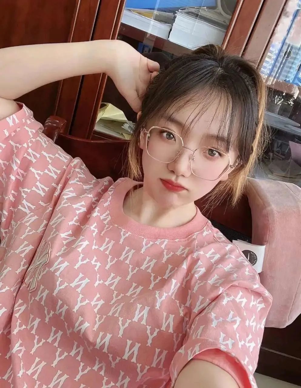 女人和男人亲热时,为什么会咬男人,原因竟然是这样的