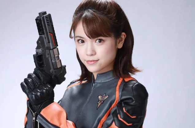 地球防卫队有很多颜值在线的女队员,反派也有,不信你看!