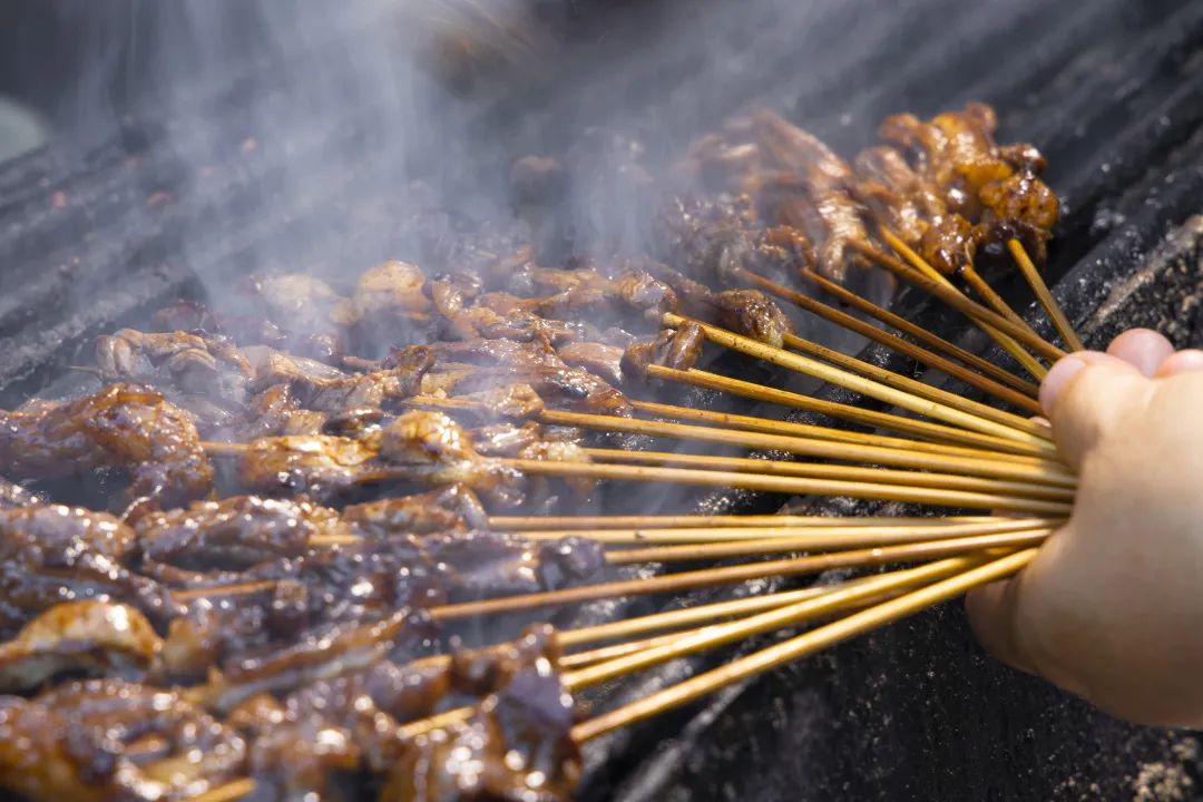 乐享云南|美食·磨黑烧烤