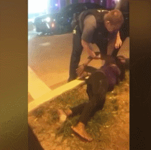 热点|抗议还未平息,又有美国警察跪压黑人!这次对象是怀胎9月孕妇