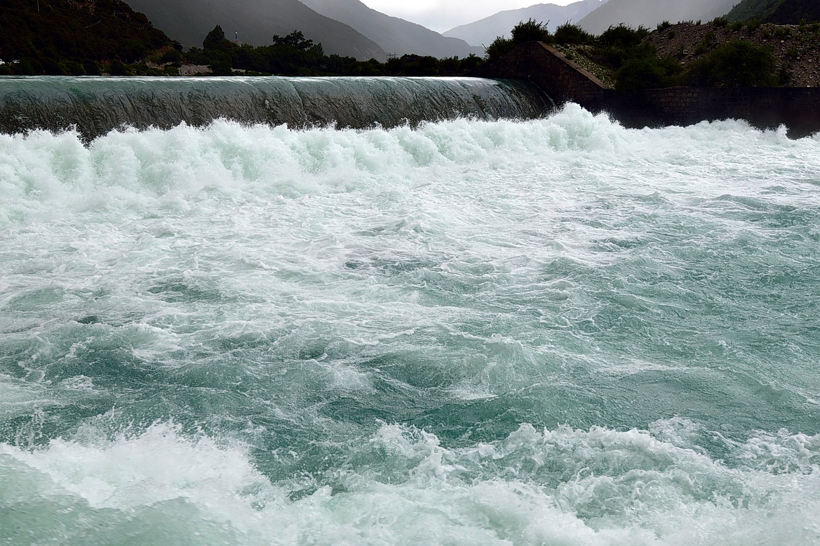 郑州迎来千年一遇超强暴雨,城市内涝和洪水,为何无法彻底根治?