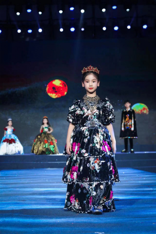 首届澳门国际儿童电影节"金童奖"北京形象大使张筱苒