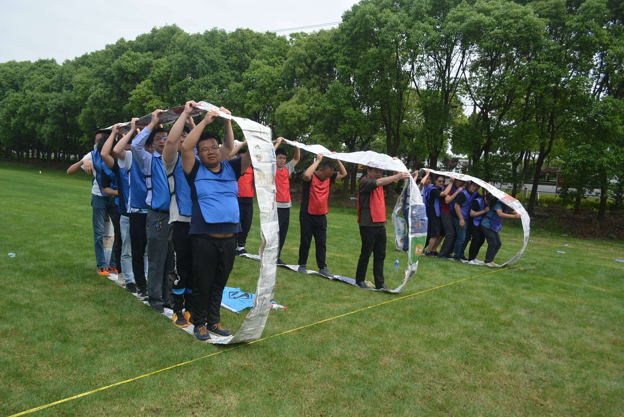 企业户外团建游戏——无敌风火轮