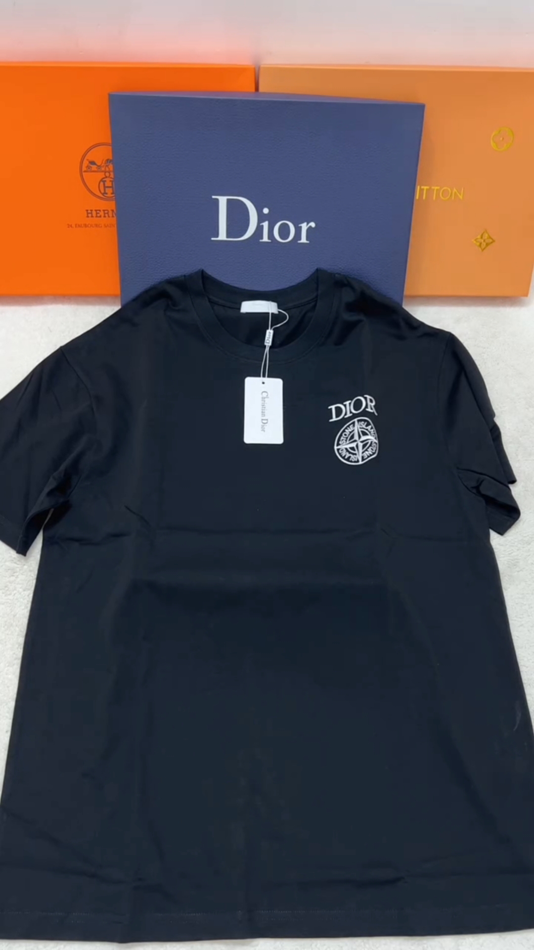 迪奥新款刺绣t恤开箱,时尚潮流百搭