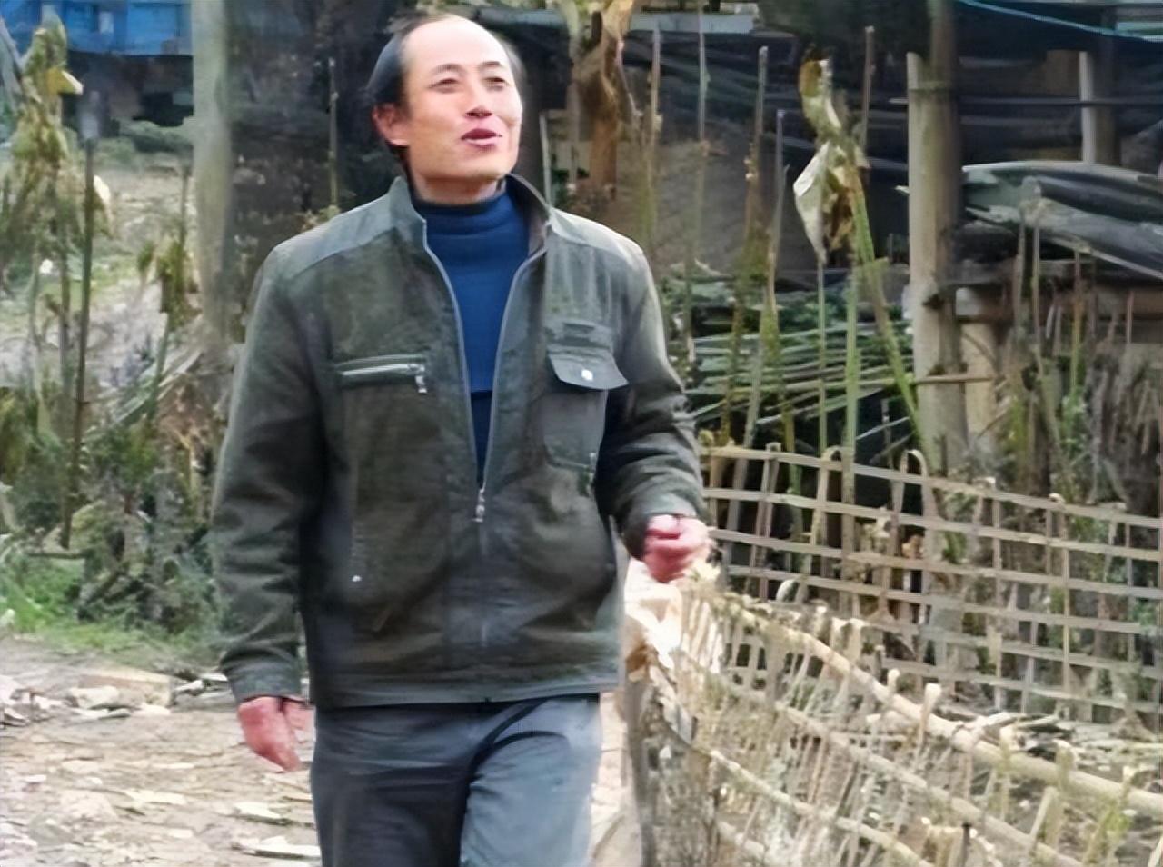 1989年天津男子捡到女乞丐为妻21年后发现妻子身份不简单