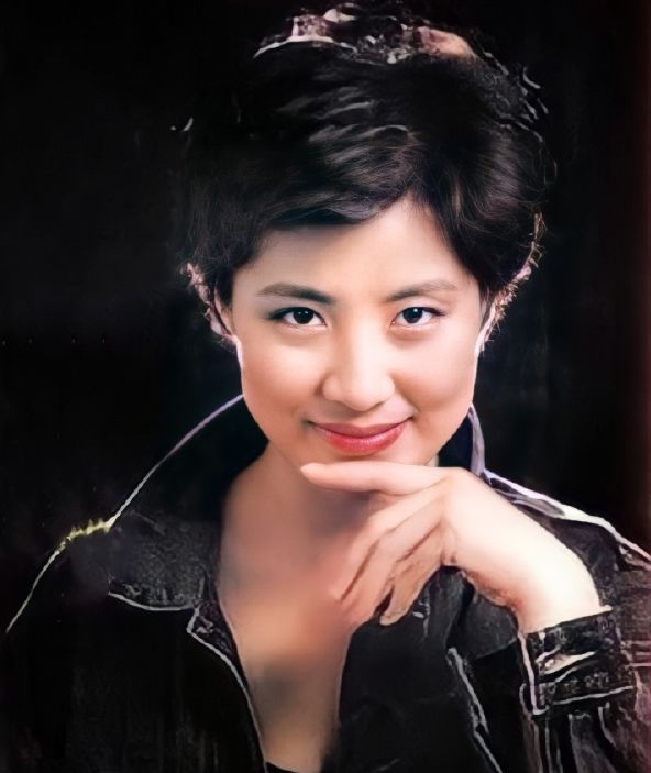 内蒙古籍美女明星图片