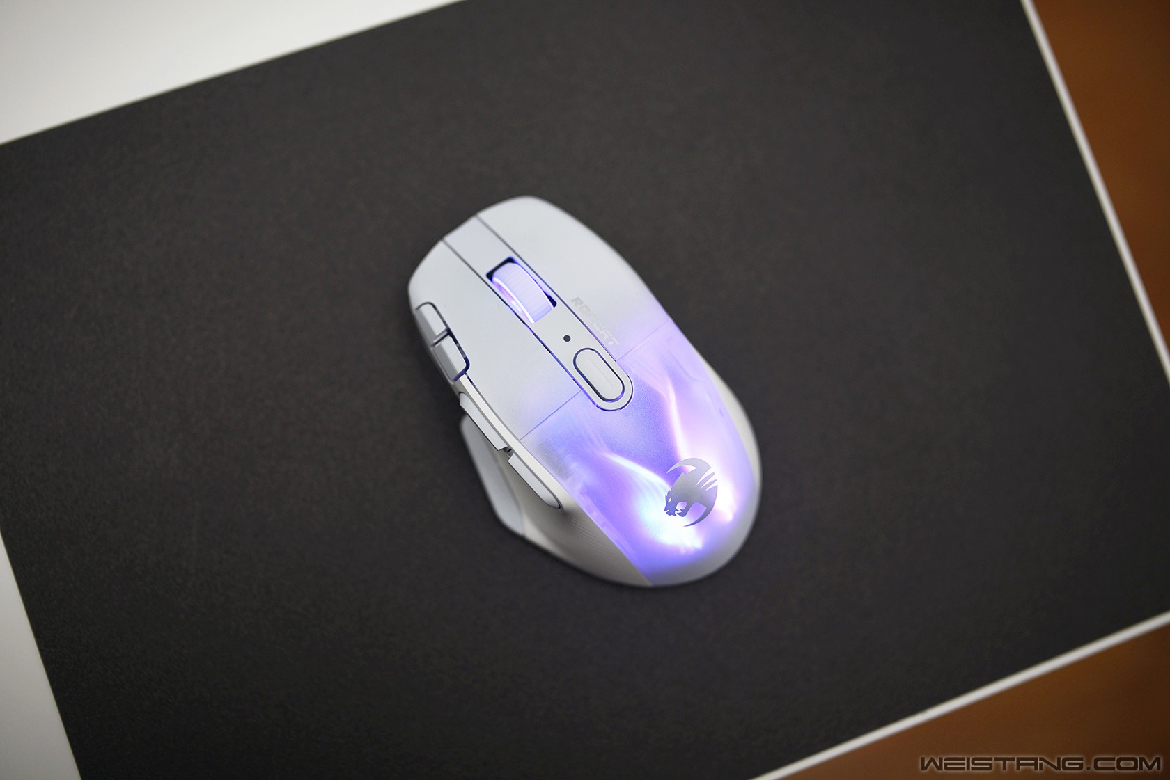 冰豹kone xp air无线游戏鼠标评测