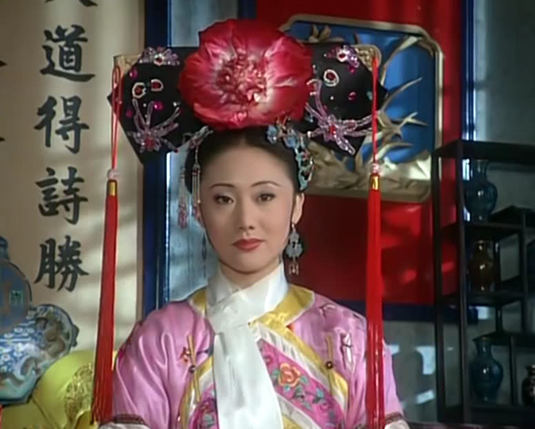 重温《还珠》终于懂了:乖巧的晴儿,为何更亲近皇后,而非令妃!