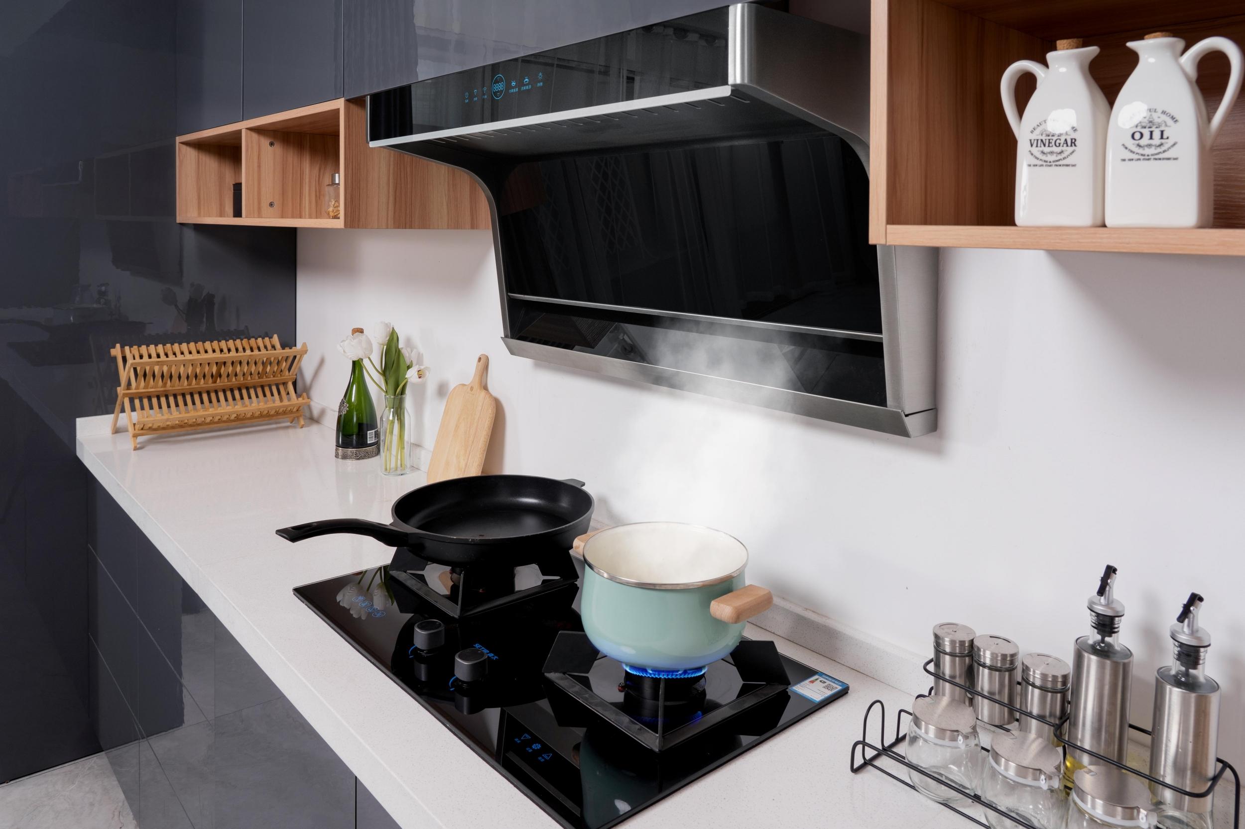 油烟机排烟效果差?选购只看参数还不够,8大"金标准"缺一不可