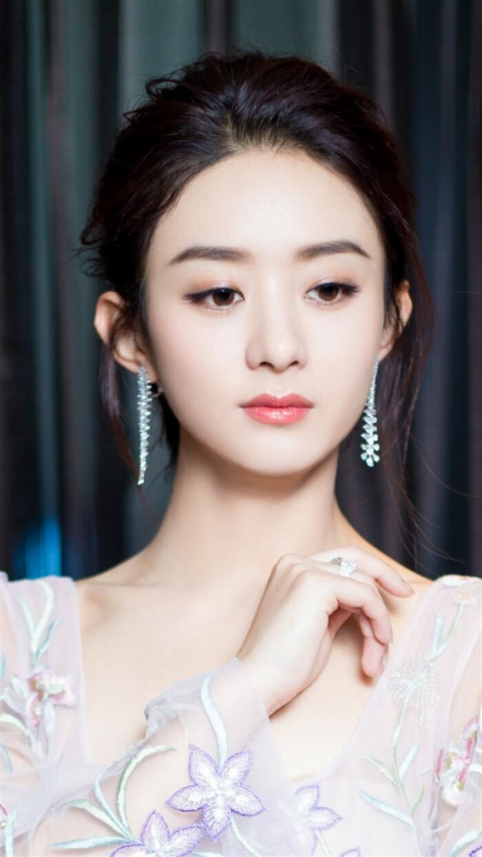 人前拼命三娘,人后拼命爬床,"朝阳v姐"赵丽颖现形记