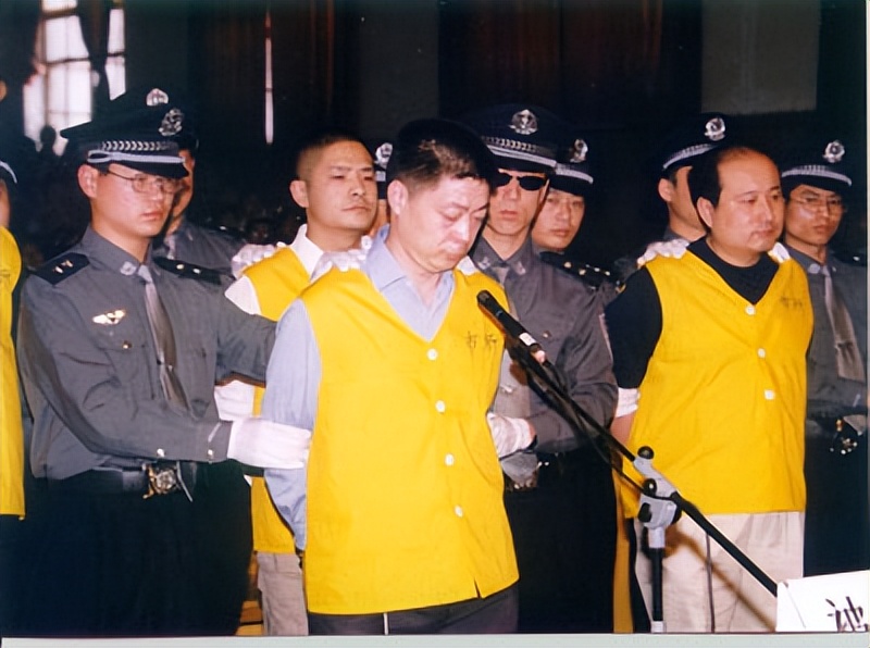 山东黑老大徐宗涛,作恶济南十年之久!落网后全民欢呼