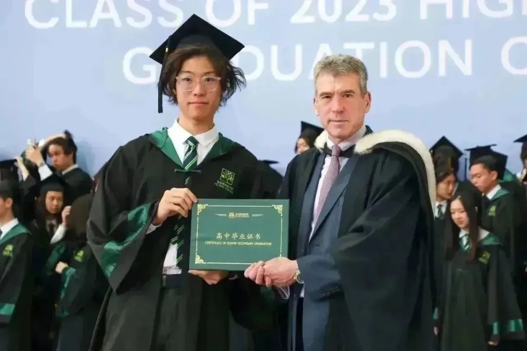 全人教育|上海包玉刚ib毕业生回顾在校学习氛围,学术提升等方法