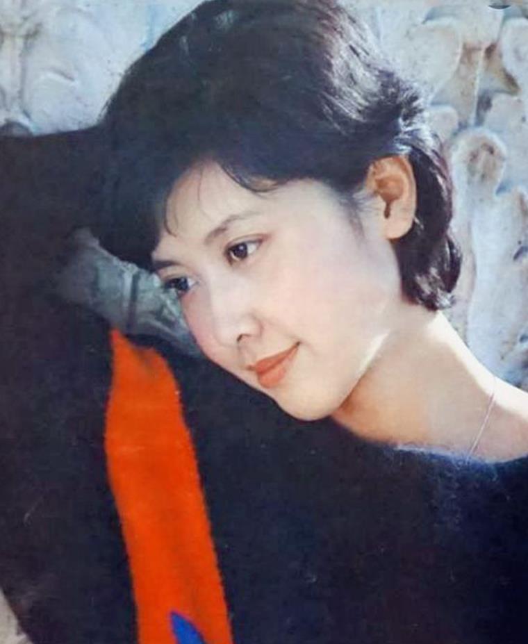 朱琳,对"御弟哥哥"的一见误终生,只是一则传了35年的误会