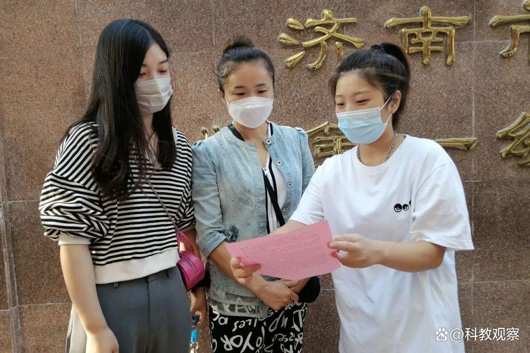 以法护航 共赴一场法治之约—育贤一幼“八五”普法宣传活动纪实(图23) 以法护航 共赴一场法治之约—育贤一幼“八五”普法宣传活动纪实(图23)