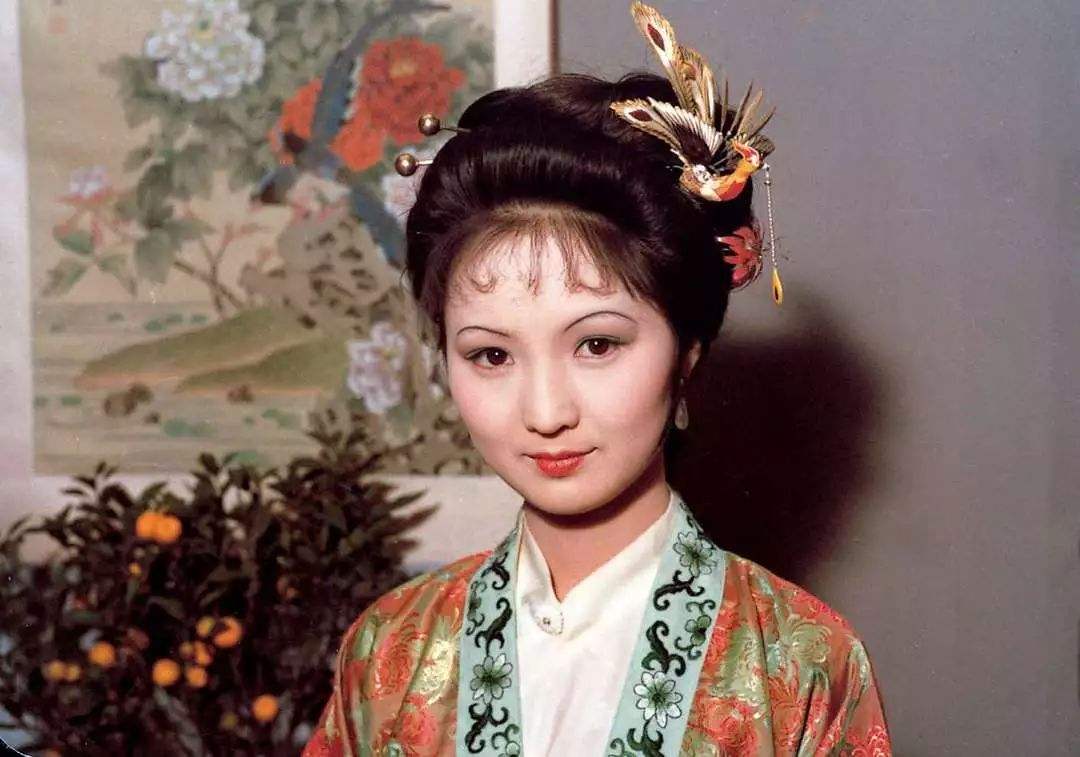 87版红楼梦剧组,因缺钱放弃拍摄的一场戏,多年后让导演后悔不已