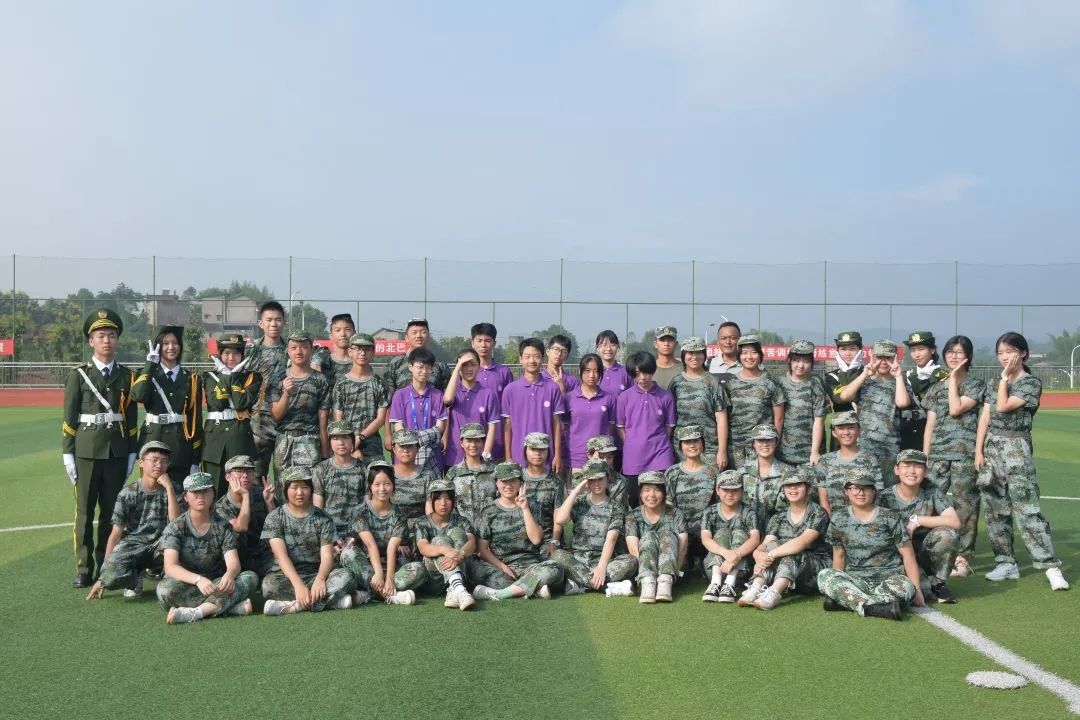 青春丨北新巴蜀中学军训现场曝光
