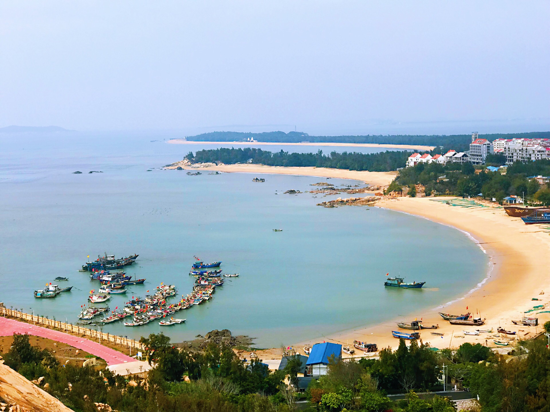 莆田湄洲岛黄金沙滩图片