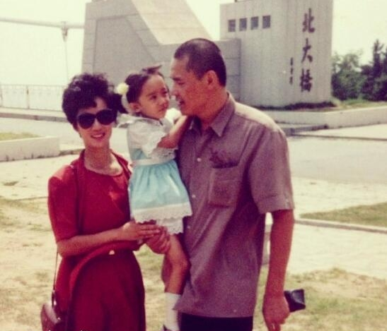 申军谊前妻詹燕妮:离婚后独自抚养子女,岁月让我和前夫再做朋友