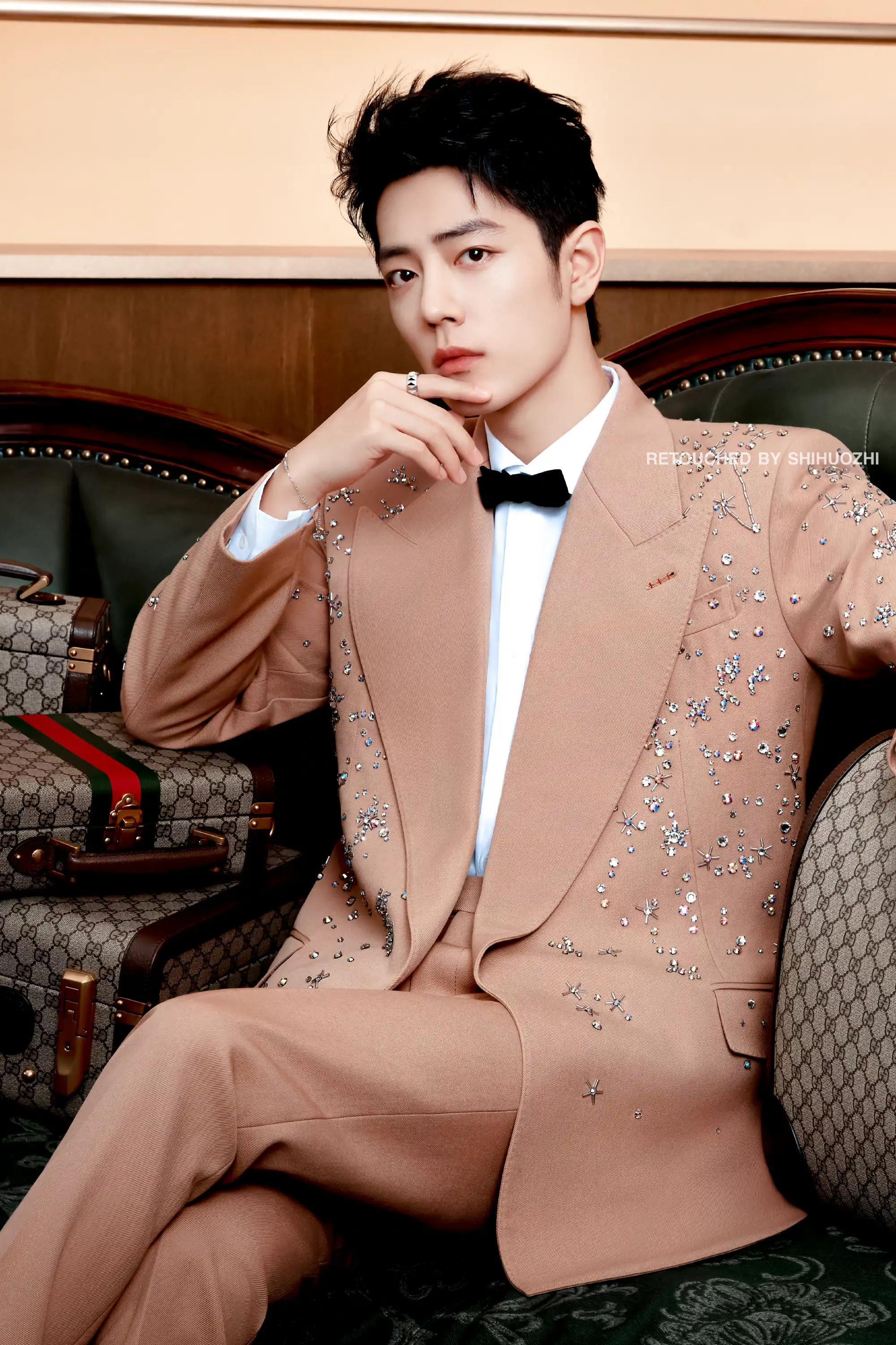 肖战采访说肖春生有"社交牛好症";gucci新图超帅