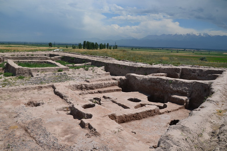 被遗忘的中亚碎叶城,竟是李白出生地,唐朝时中国版图大得吓人