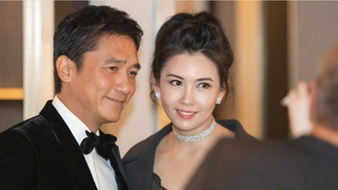 性感女神邱淑贞