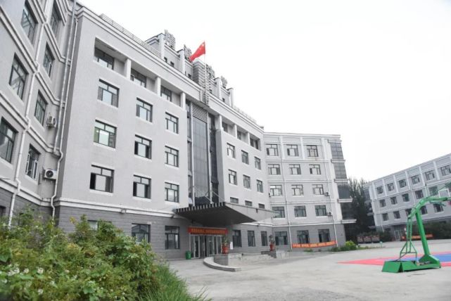 2022年哈尔滨市精诚高级中学招生问答