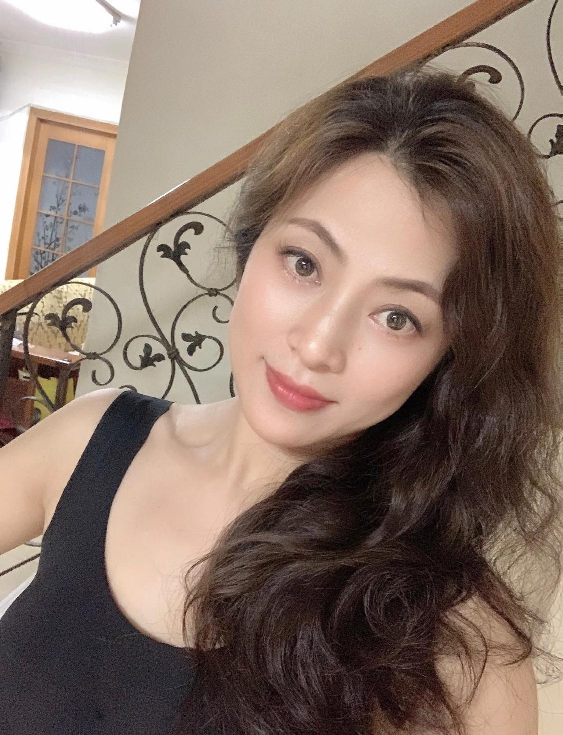 40岁的女人想要不显老,日常坚持这2个习惯,皮肤会细腻显年轻