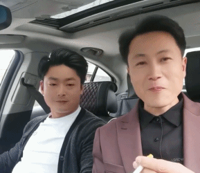 热度碾压易梦玲,李子柒,这横空霸屏的男顶流网红啥来头