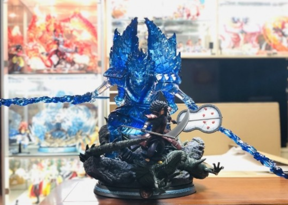 火影:宇智波止水手办,脚踩家族石碑,须佐能乎威武霸气