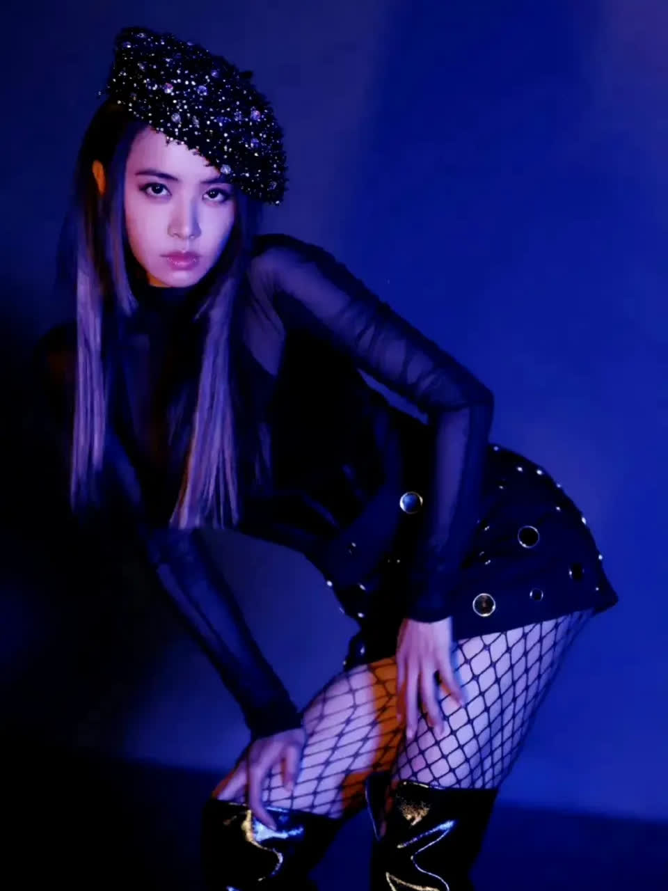 蔡依林42岁身材绝佳黑丝长腿妖娆婀娜