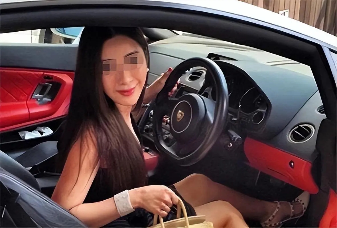 2015年,北京47岁富婆离奇失踪,一年后农户发现尸体,已被风干