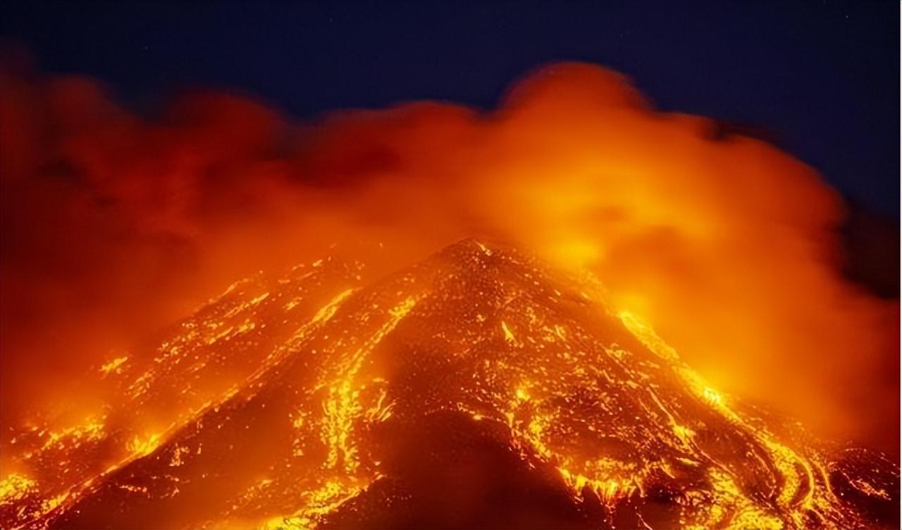 日本富士山火山喷发进入倒计时,如果发生喷发,日本能挺得住吗?