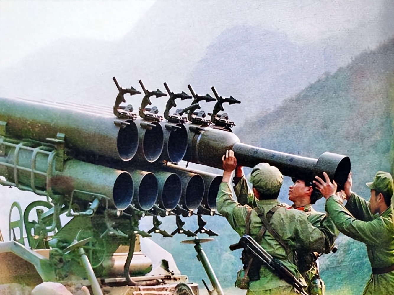 越南为何至今无力翻身?许世友撤军前发布的3个命令,真是太高明