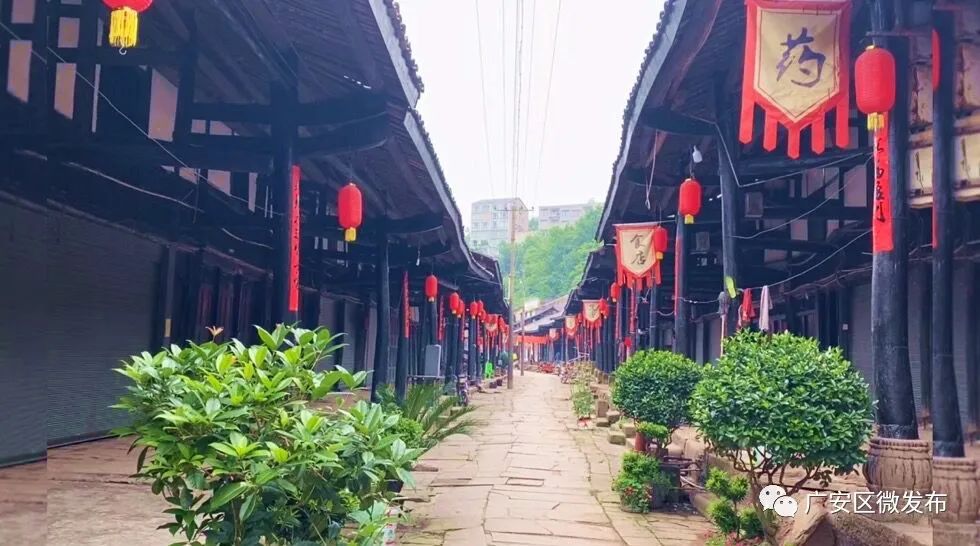 一条街,一座庙,一条河,一个来了就不想走的肖溪古镇