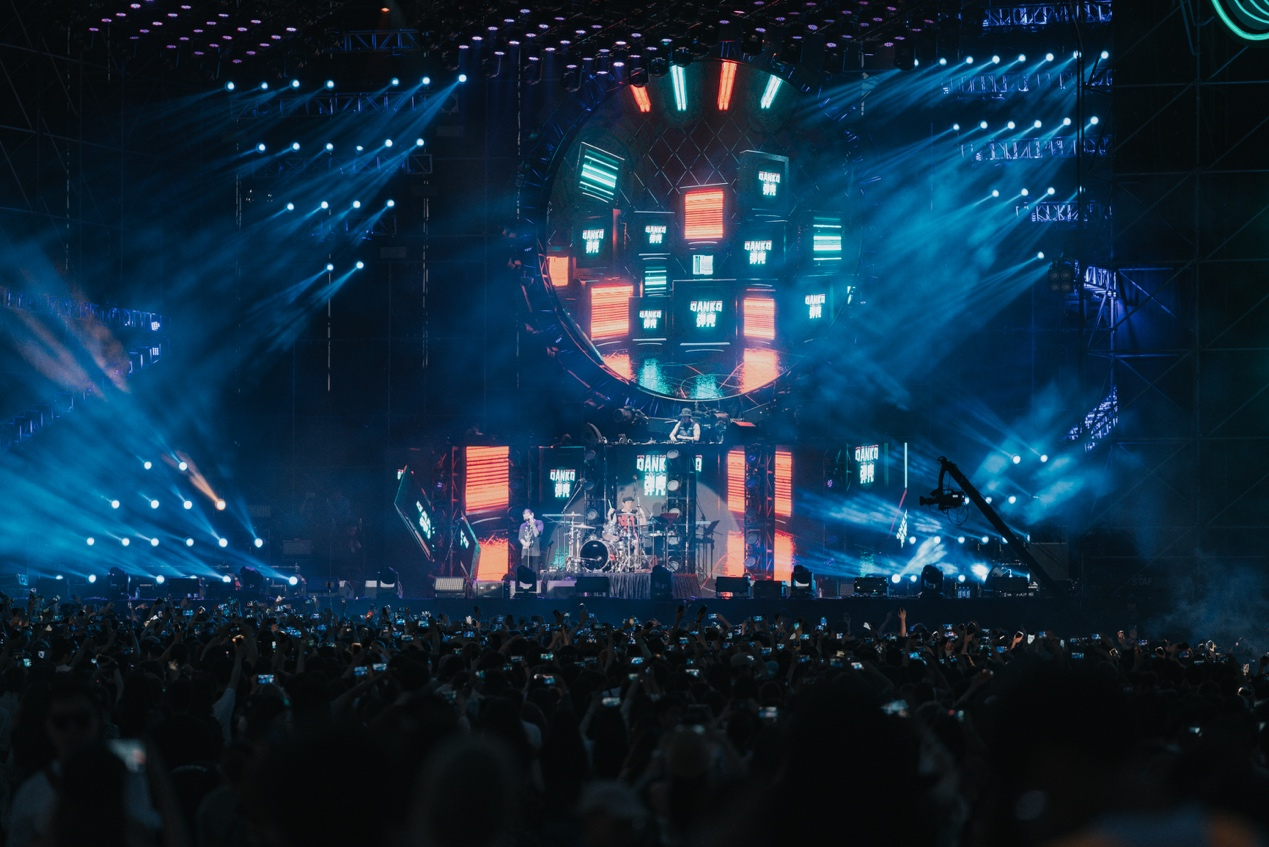 玩转潮流市场,mr迷睿跨界上海milo音乐节