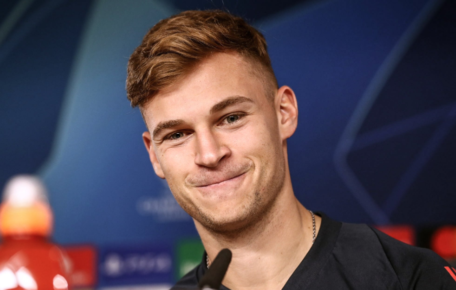 库福尔担心基米希的作用下降,鲁梅尼格还有机会签下凯恩